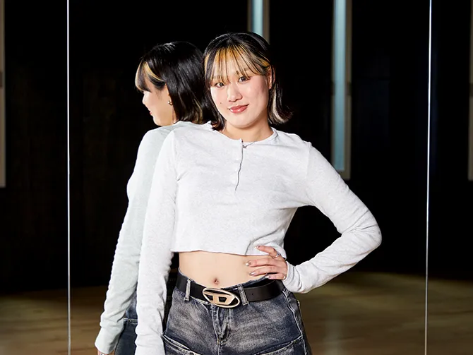 ダンサー彩さん