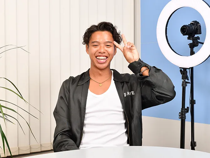 お笑い芸人・TikToker・マックさん