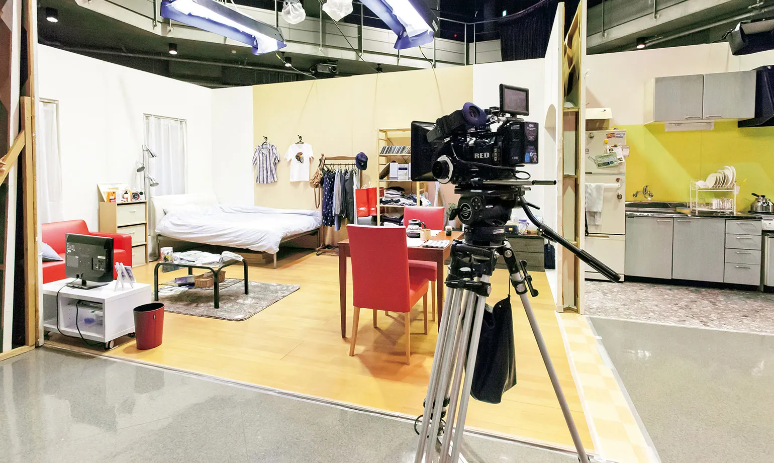 テレビスタジオ・フロア