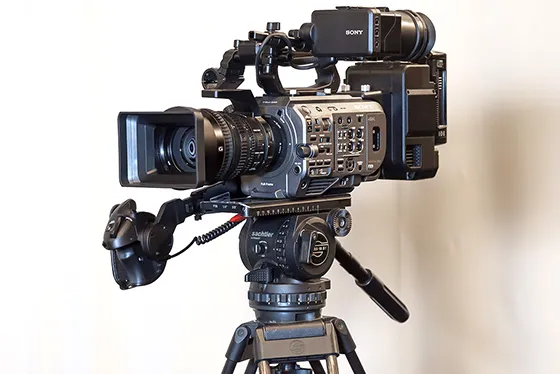 ４Kデジタルビデオカメラ SONY PXW-FX9K