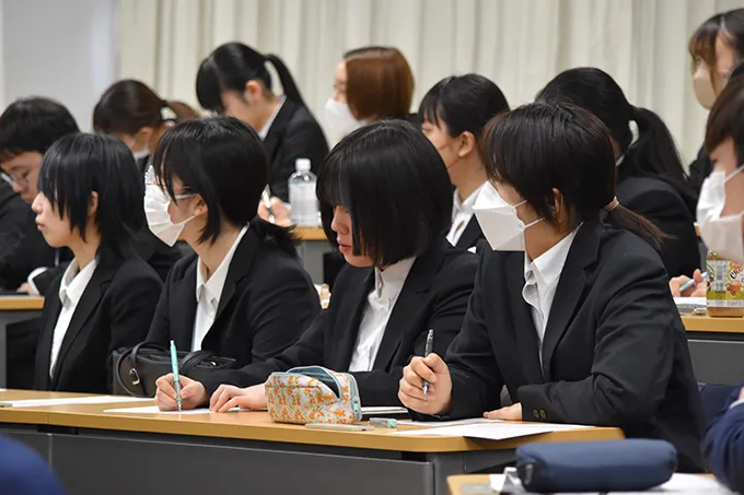 音楽業界で働くには