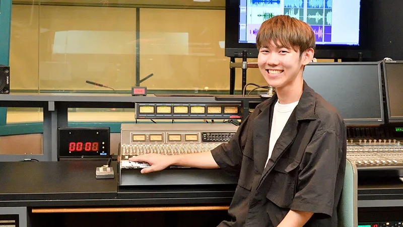将来は地元・静岡でラジオディレクターとして活躍したい! 放送音響科 飯田さん