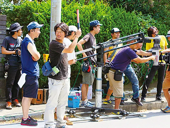 企業研修(インターンシップ)で在学中に現場を経験します!