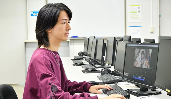 編集は0.1秒の違いまでこだわり抜きます