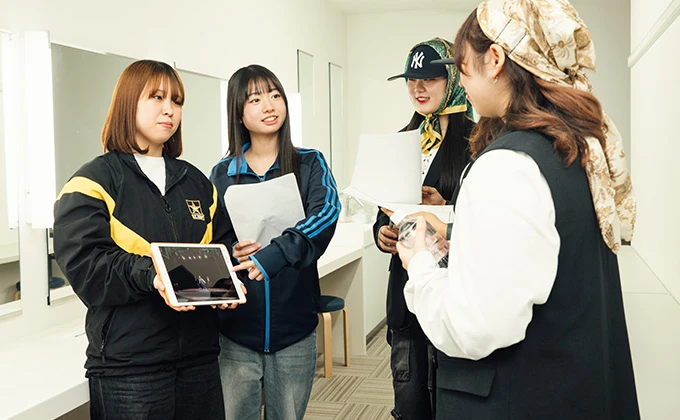 アーティストマネージャーになるには