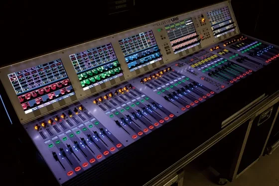 デジタルPAコンソール-2