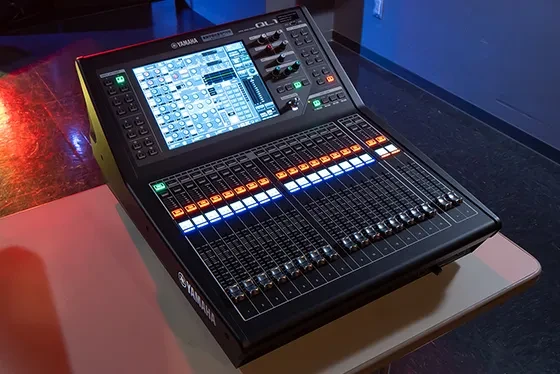 デジタルPAコンソール-3