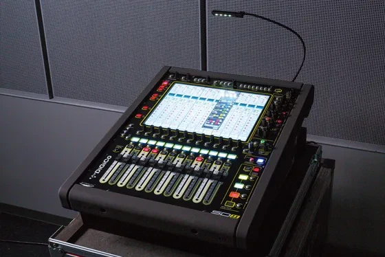 デジタルPAコンソール-4