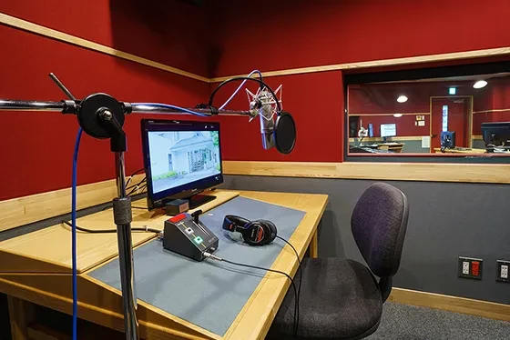 アナウンスブース