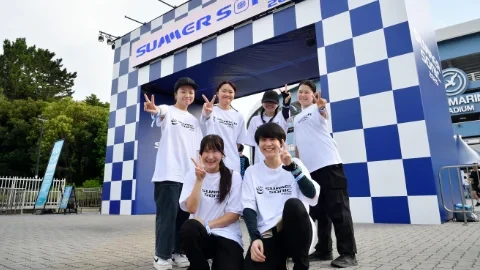 ZOZOマリンスタジアムと幕張メッセ