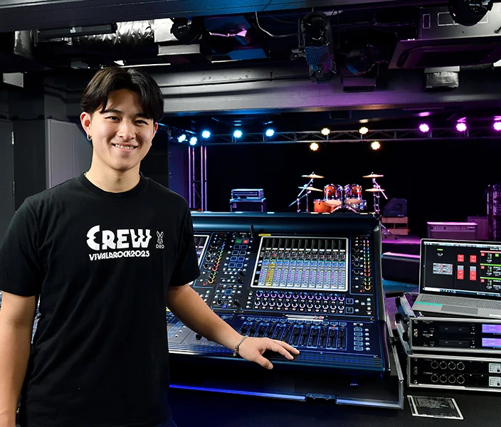 現場経験豊富な講師がたくさんいるから、ライブ業界ならではの悩みも相談できる!