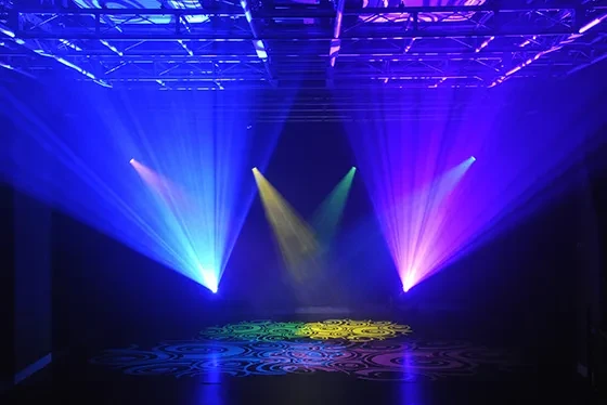 ムービングライトシステム