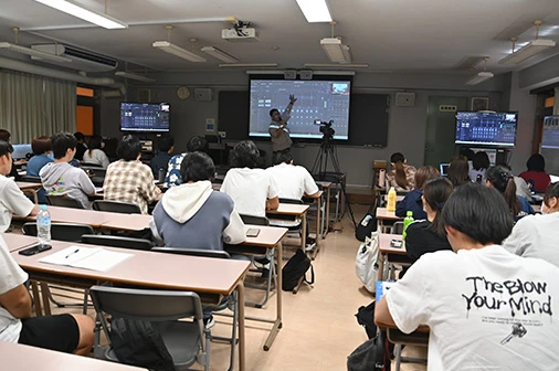 現役スタッフによる特別講義