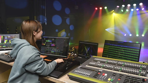 照明クリエイティブ科