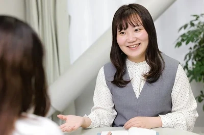 アドバイザーシステム　一人の学生をさまざまなスタッフが支える